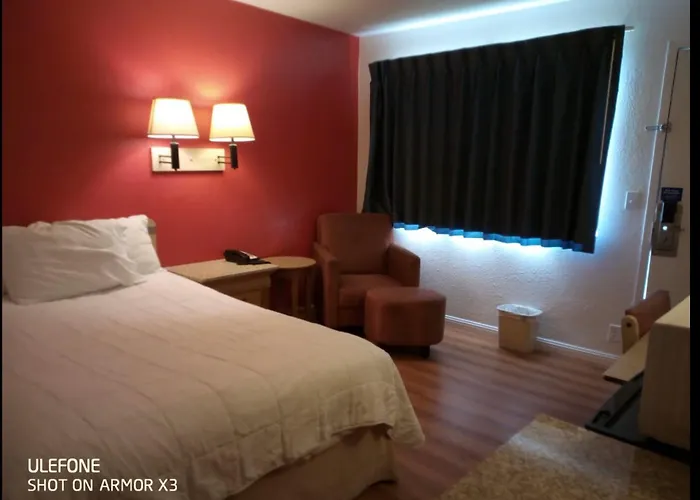 Extended And Hotel 2*